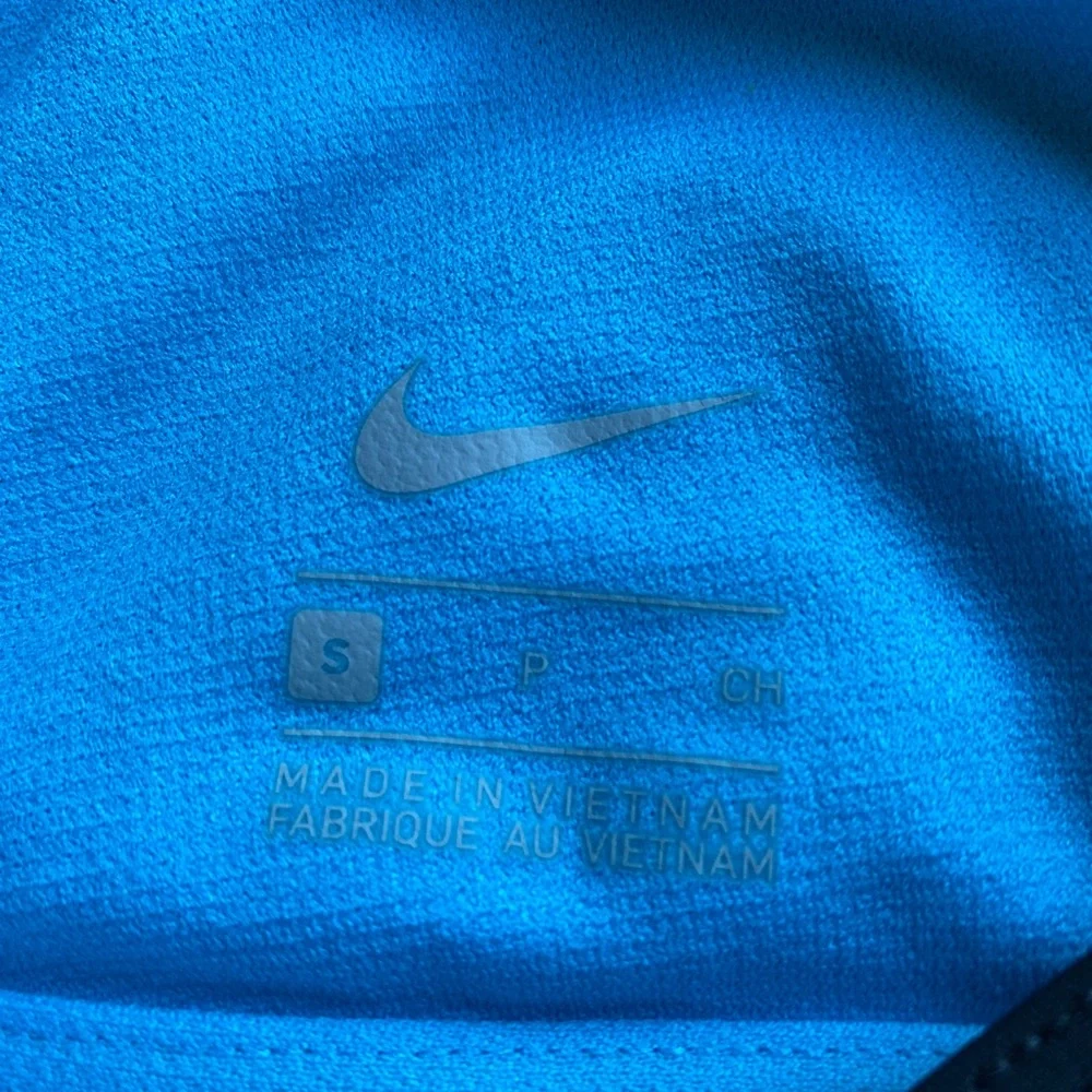 Nike pants & tank top - Picture 7 of 15